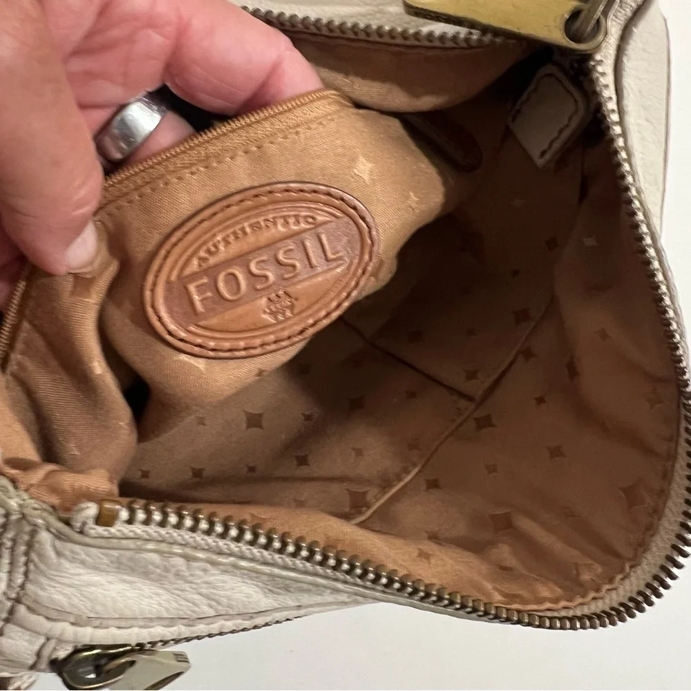 Vintage Fossil Beige Cream Pebbled Leather Crossbody Messenger Bag Unisex